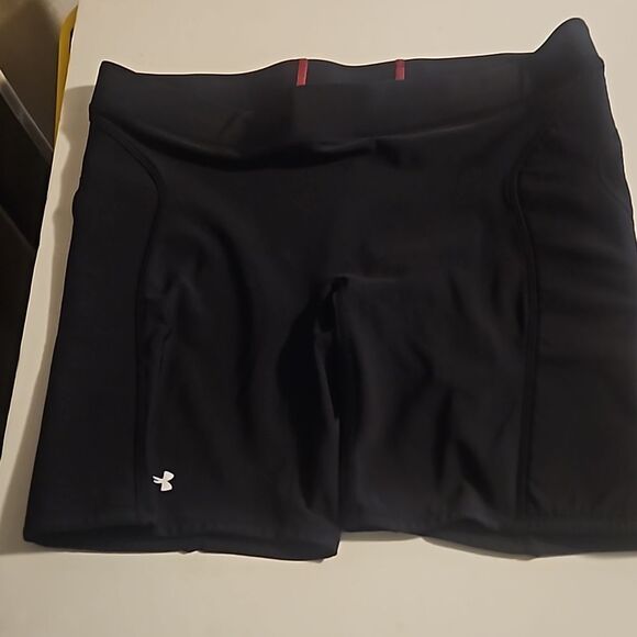 UNDER AMOUR COMPRESSION HEAT GEAR  SHORTS XL - Picture 1 of 5